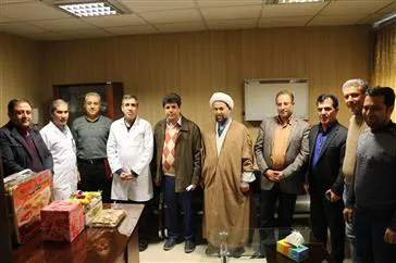 تقدیر از همکار بازنشسته‌ی واحد فیزیوتراپی مرکز(جناب آقای قادر غفاری) 